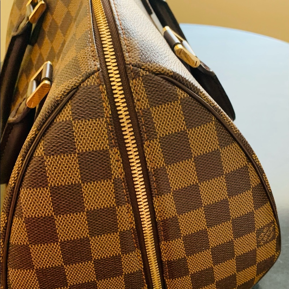 Authentic LV Ribera mm size - Picture 3 of 9